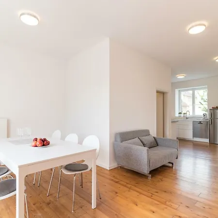 Сasa de vacaciones Traumhaus Mit „park“: Landidylle Mitten Im Zentrum