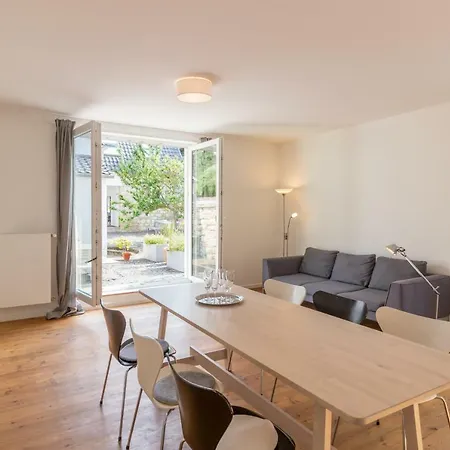 Traumhaus Mit „park“: Landidylle Mitten Im Zentrum Сasa de vacaciones Maguncia